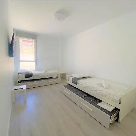 아파트 Luxurious Near Puerto Banus