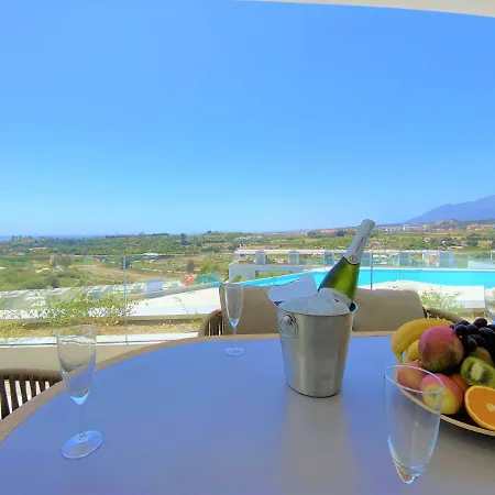 Διαμέρισμα Luxurious Near Puerto Banus Εστεπόνα